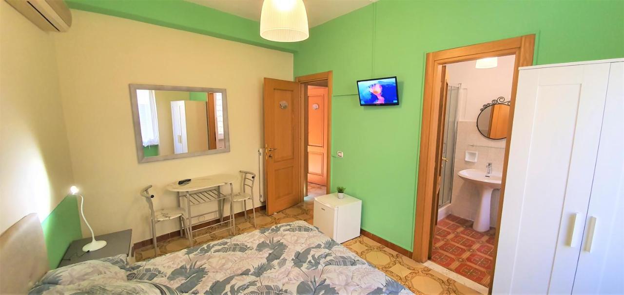 B&B Le Quattro Stagioni Леванто Екстер'єр фото